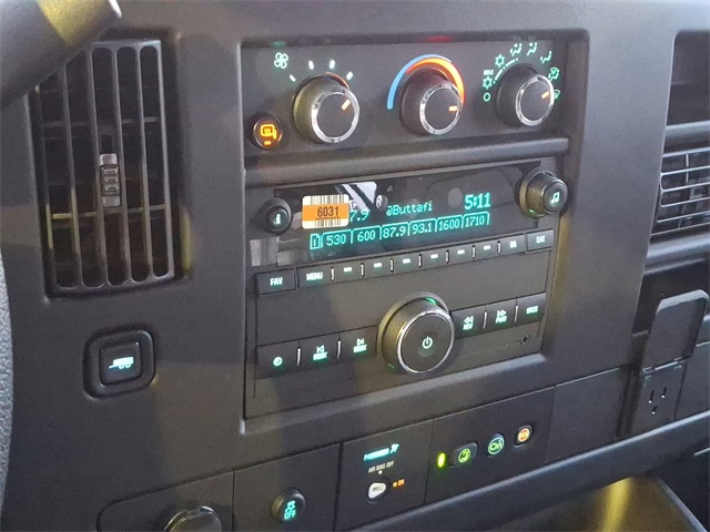 Vehicle image 7 of 10