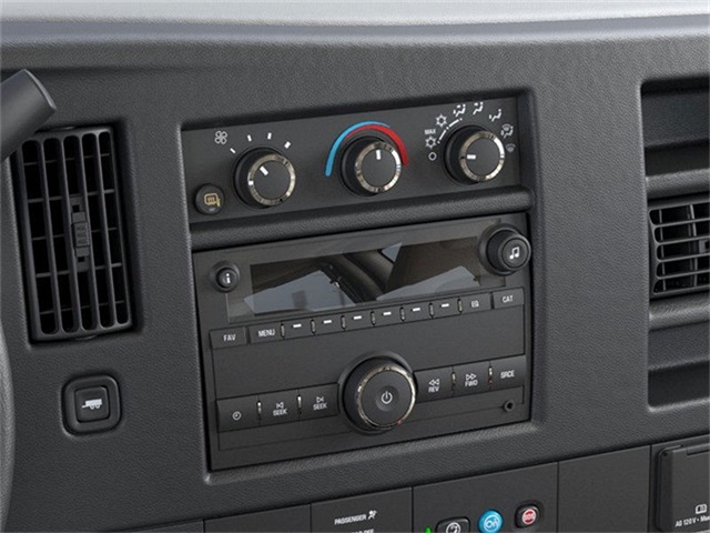 Vehicle image 20 of 24