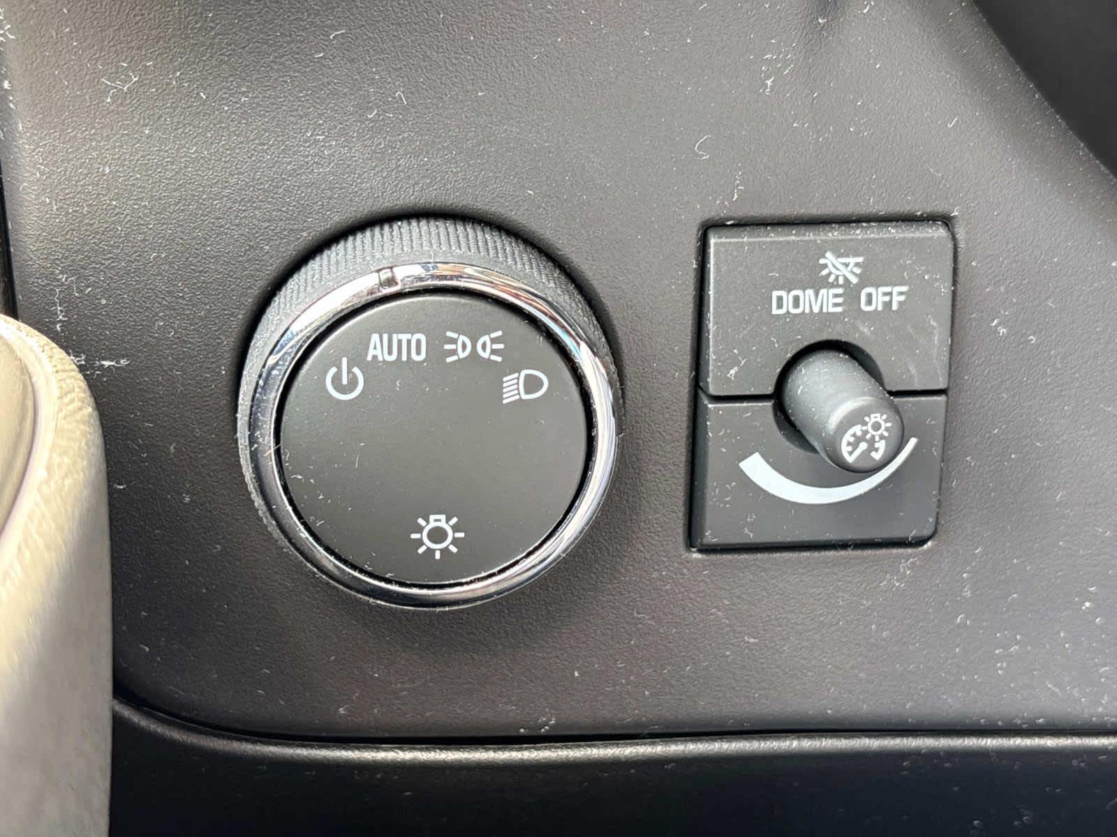Vehicle image 21 of 45