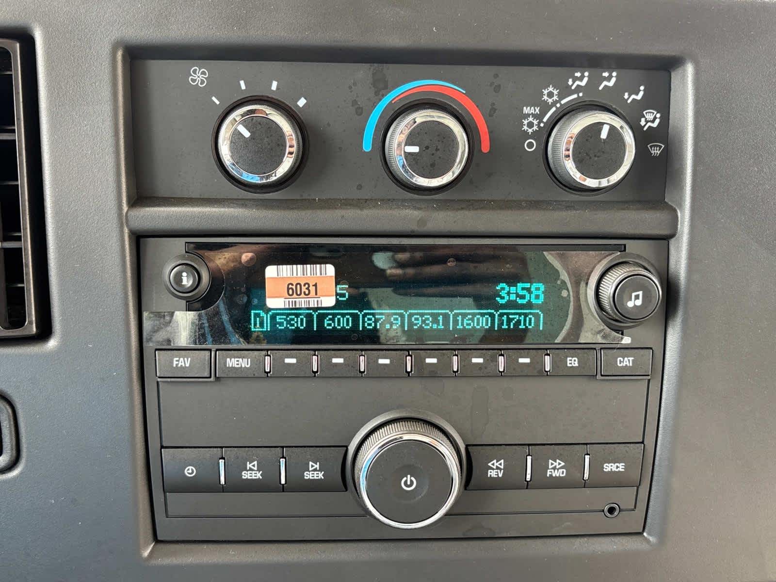 Vehicle image 14 of 46