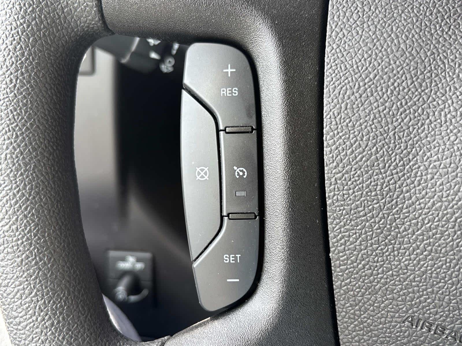 Vehicle image 16 of 46
