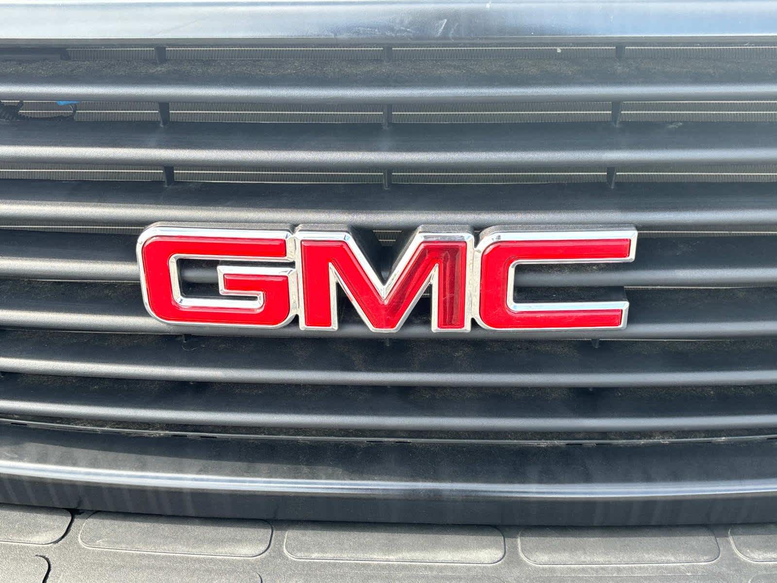 Vehicle image 35 of 41