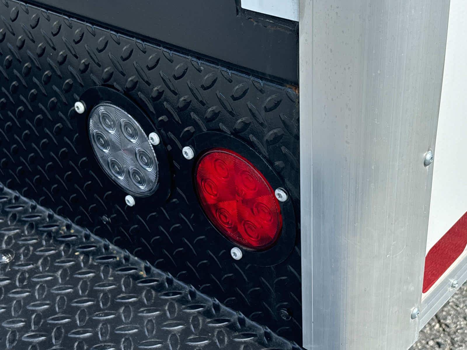 Vehicle image 40 of 41