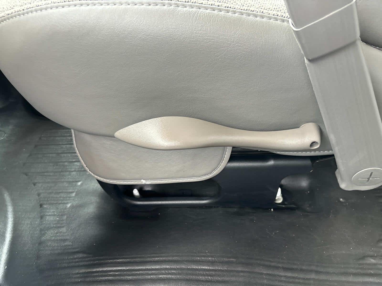 Vehicle image 27 of 56