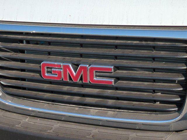 2024 GMC Savana Base Image 26 of 33
