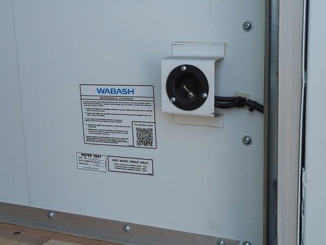 2024 GMC Savana Base Image 30 of 33