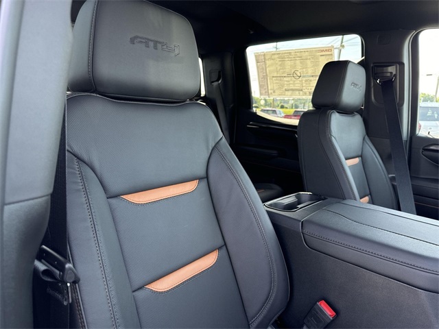 Vehicle image 25 of 29