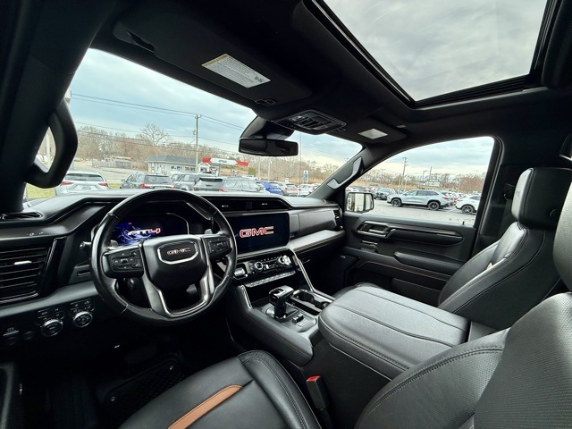 Vehicle image 20 of 40