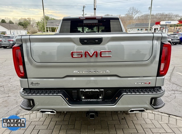 Vehicle image 6 of 40