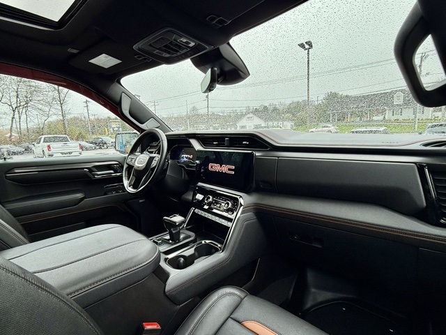 Vehicle image 20 of 50