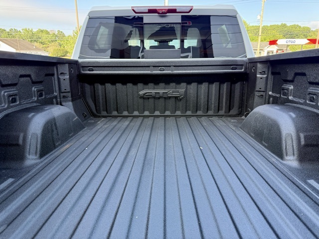 Vehicle image 10 of 50