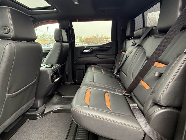 Vehicle image 15 of 50