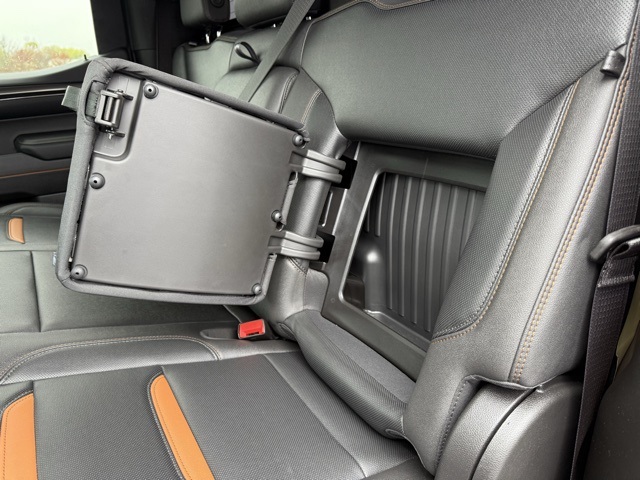 Vehicle image 46 of 50