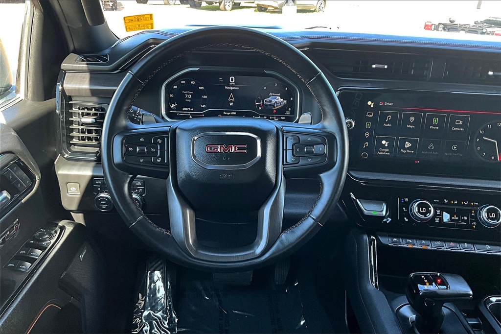 Vehicle image 28 of 37