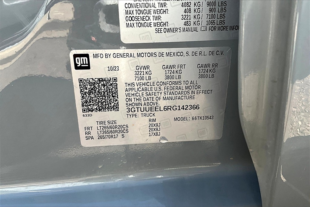 Vehicle image 27 of 37