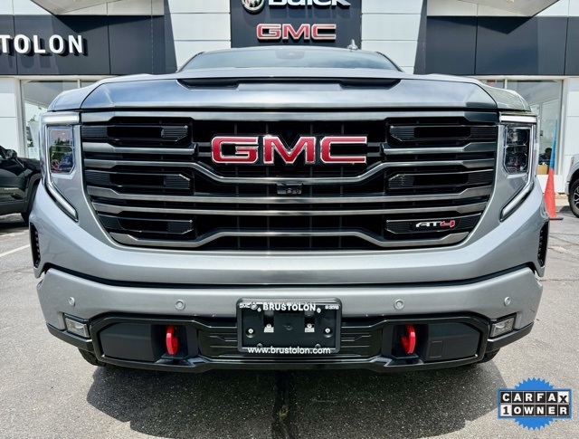 Vehicle image 33 of 43