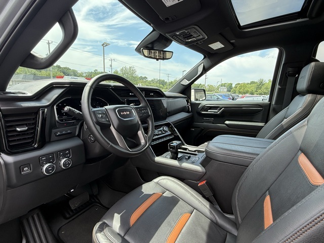 Vehicle image 20 of 43