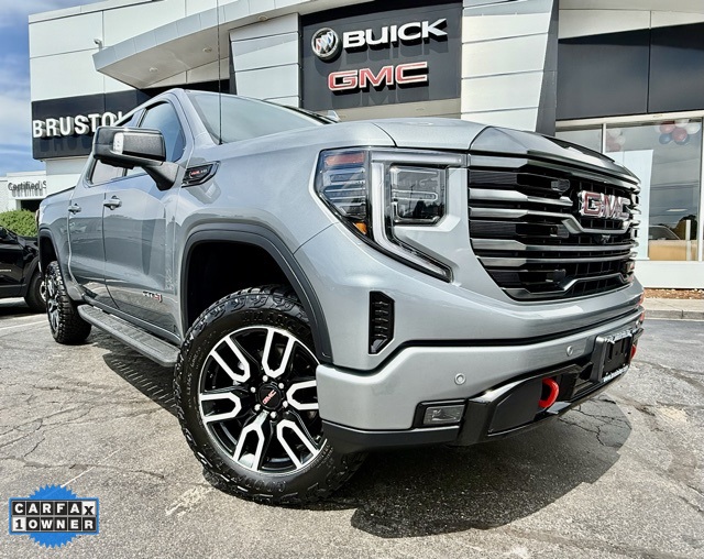 Vehicle image 9 of 43