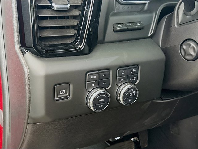 Vehicle image 22 of 23