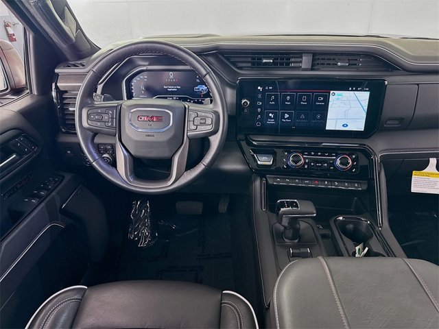 Vehicle image 14 of 23