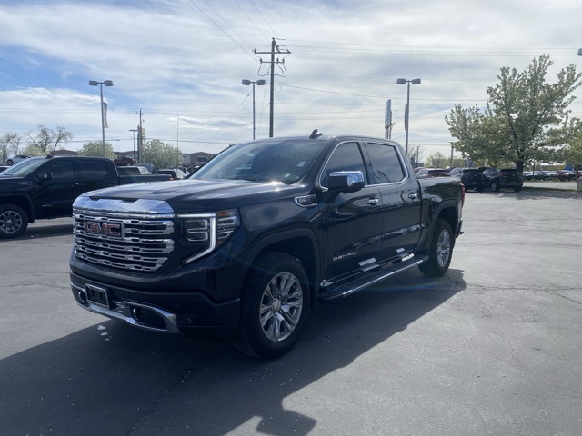 Vehicle image 7 of 36
