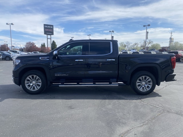 Vehicle image 6 of 36