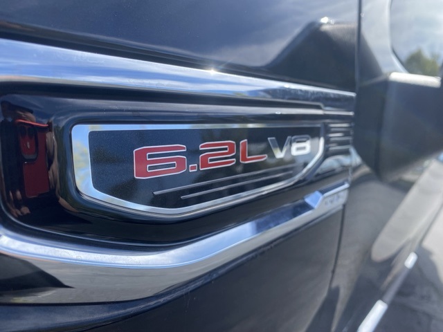 Vehicle image 9 of 36