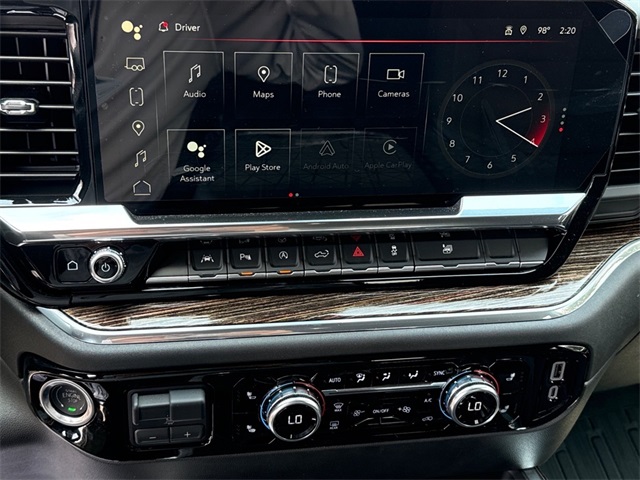 Vehicle image 18 of 30