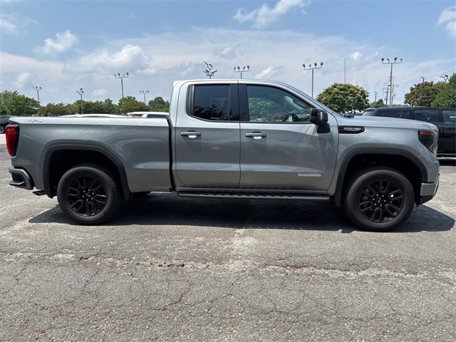 Vehicle image 4 of 30