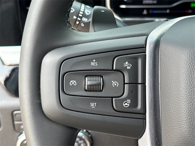 Vehicle image 26 of 30