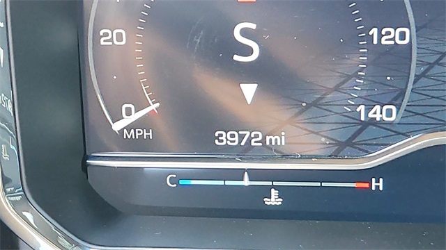 Vehicle image 11 of 40