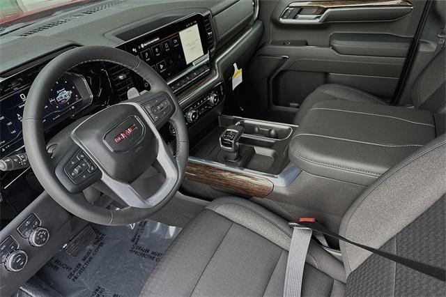 Vehicle image 7 of 19