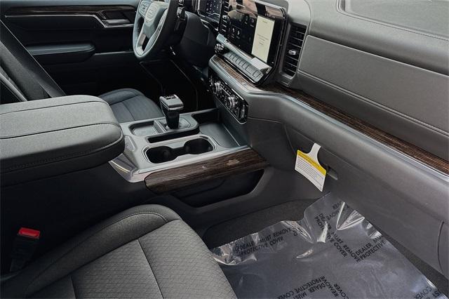 Vehicle image 12 of 19