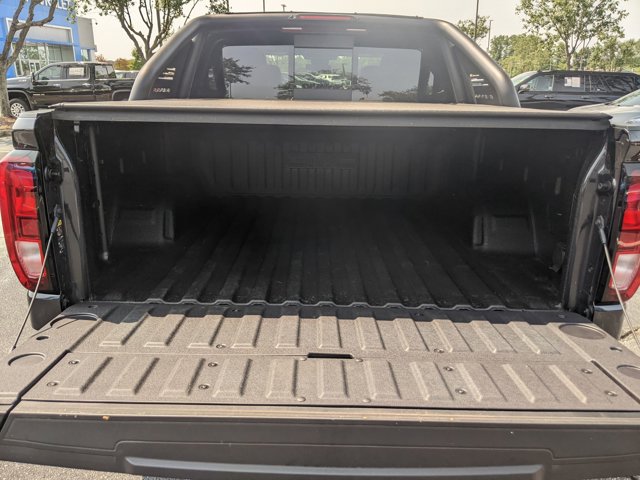 Vehicle image 32 of 35