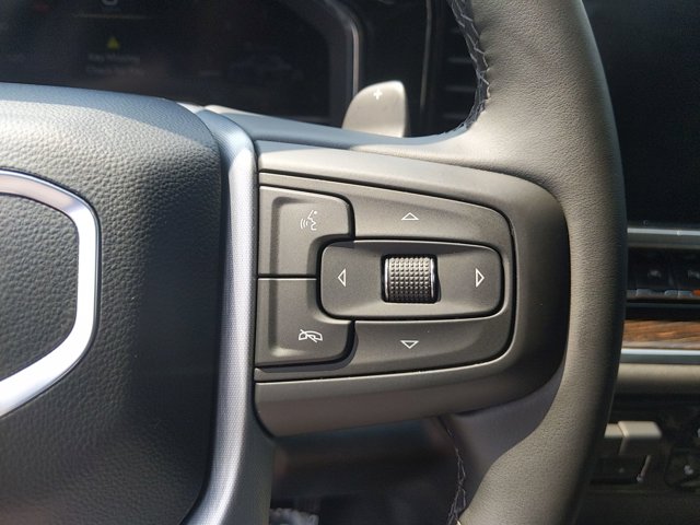 Vehicle image 22 of 35