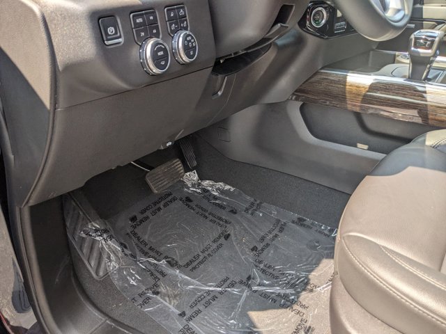 Vehicle image 16 of 35