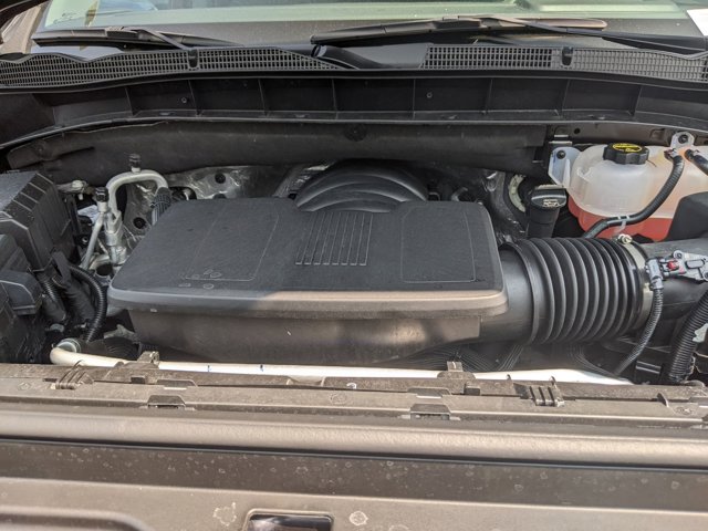 Vehicle image 33 of 35
