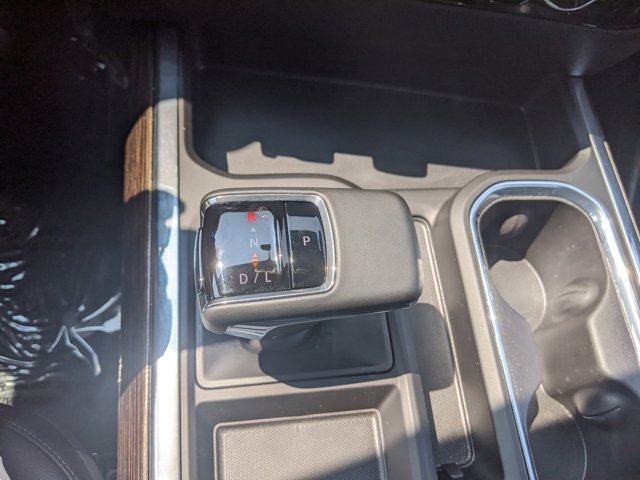 Vehicle image 28 of 35