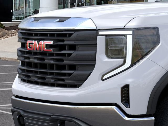 Vehicle image 13 of 24