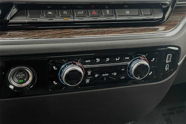 Vehicle image 31 of 32