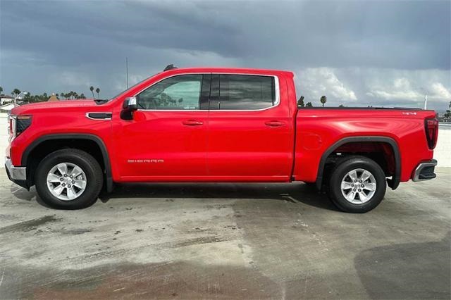 Vehicle image 8 of 32