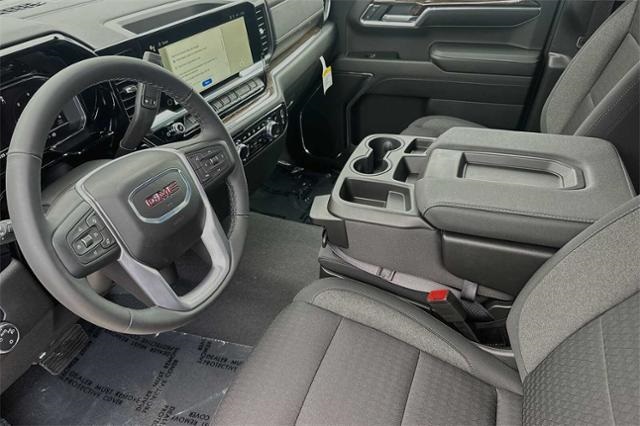 Vehicle image 14 of 32