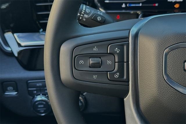 Vehicle image 16 of 31