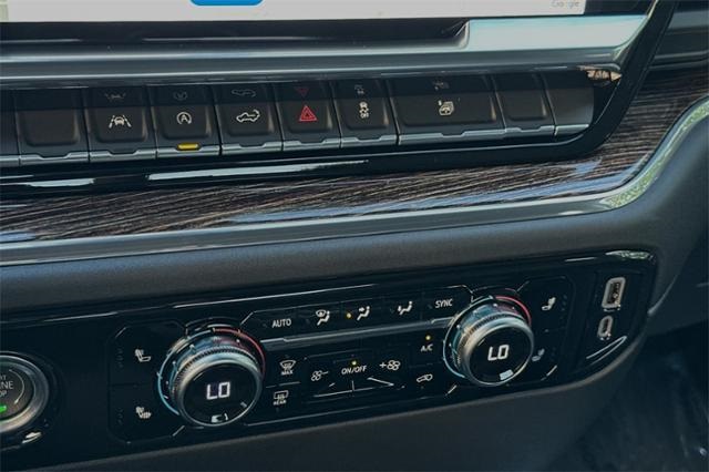 Vehicle image 29 of 31