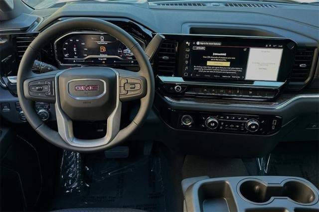 Vehicle image 12 of 31