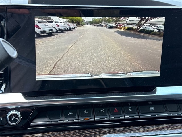 Vehicle image 17 of 30