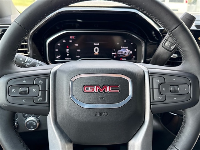 Vehicle image 13 of 30