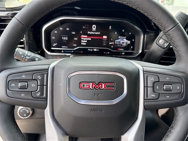 Vehicle image 14 of 30