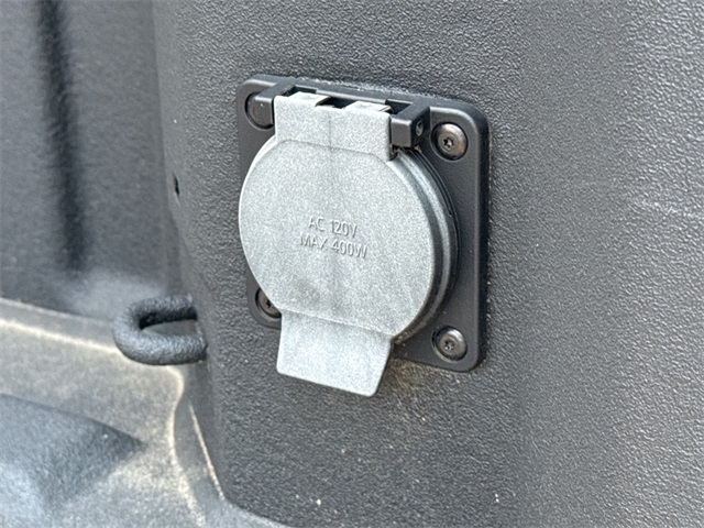 Vehicle image 20 of 30