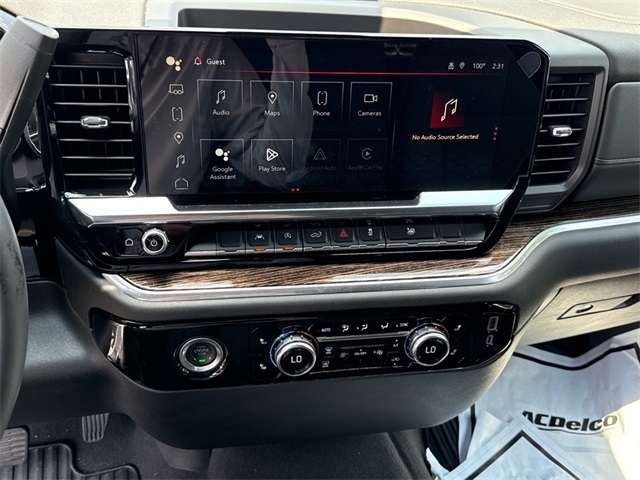 Vehicle image 27 of 30